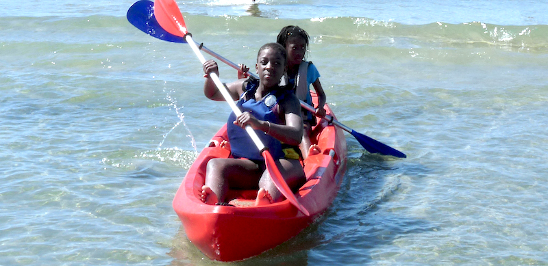 Activité kayak au centre de vacances Le Grain de SEL PEP 34 de Palavas (hérault)